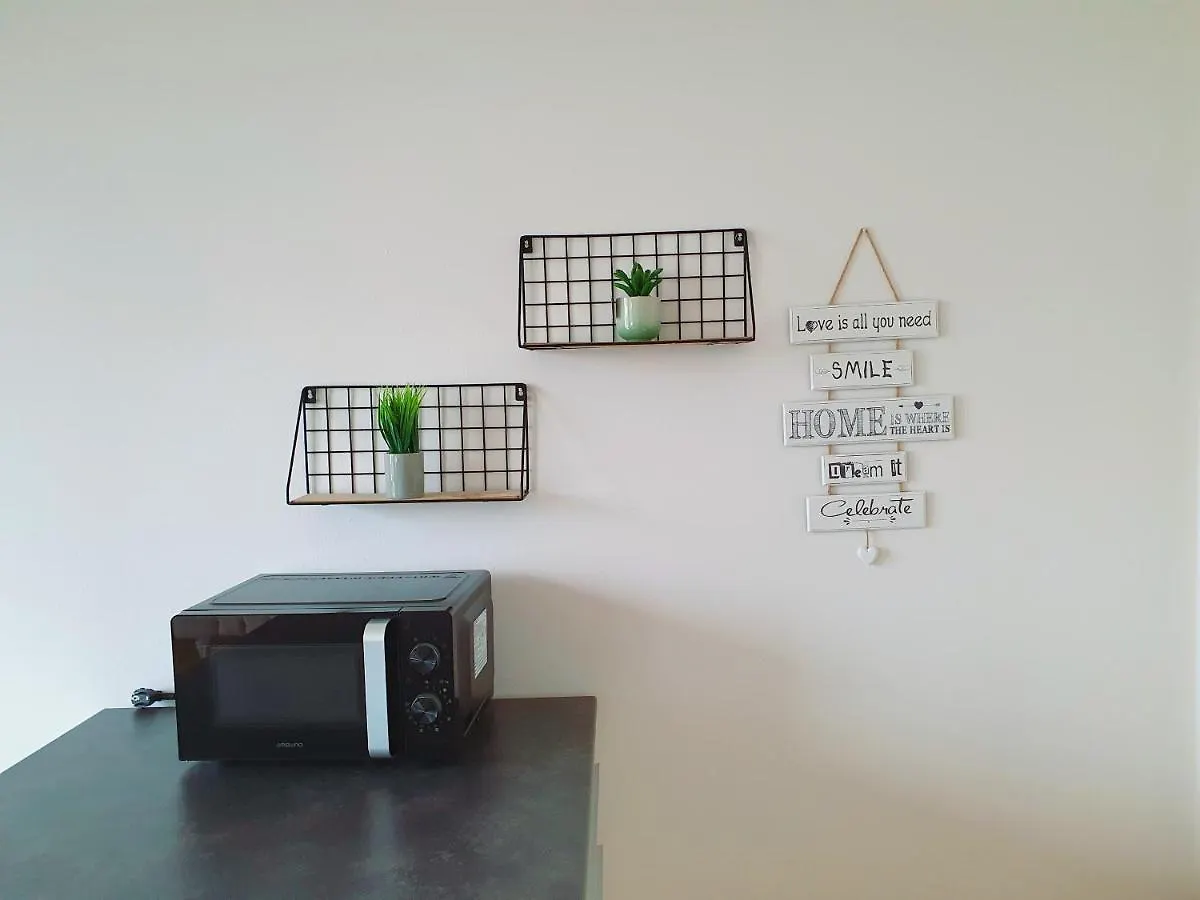 Near Lake Two Bedroom Duplex Apartment Vienna 0*,